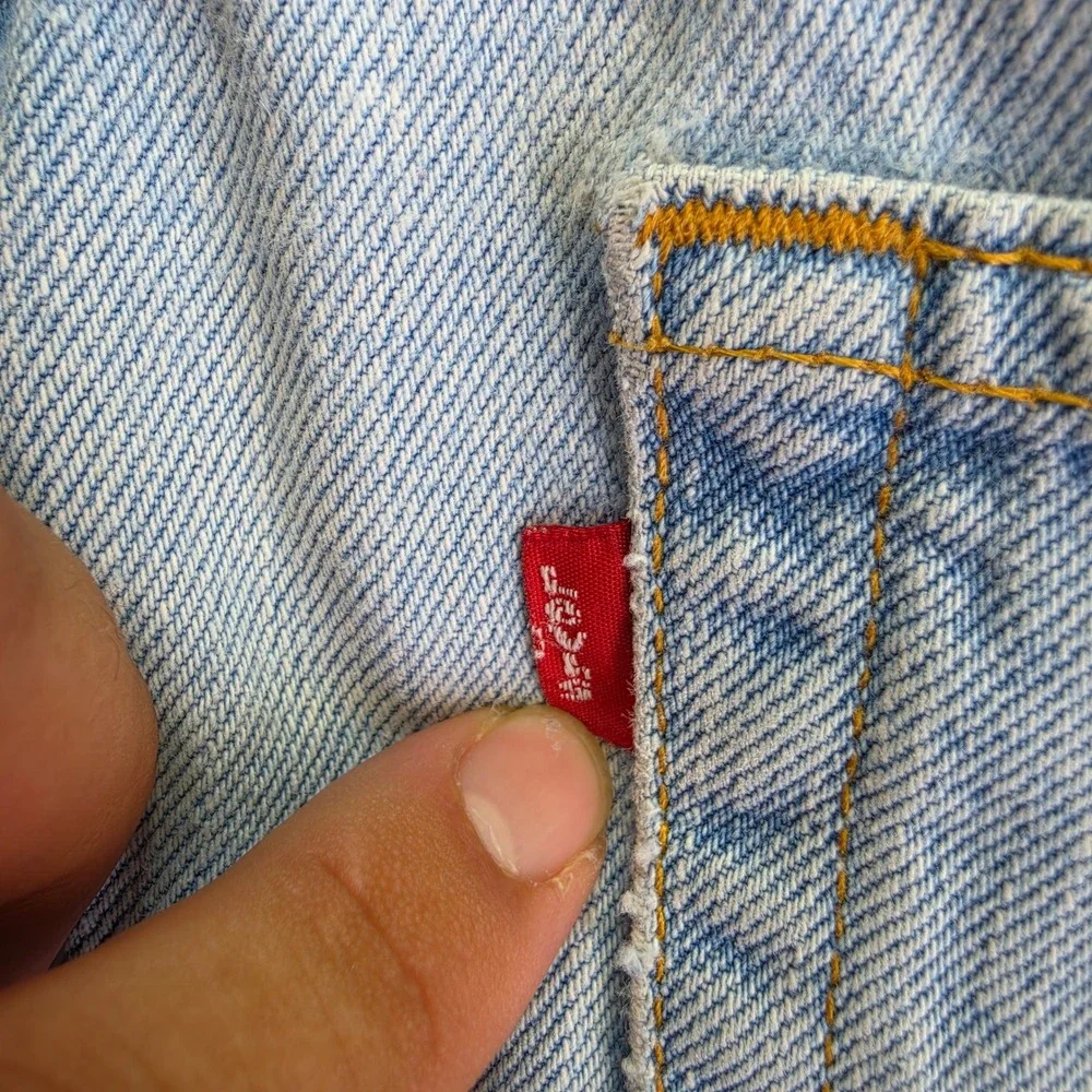 VINTAGE Levi's 505 Regular Fit Jeans Mens 38x29 Light Wash Blue Outdoor Casual